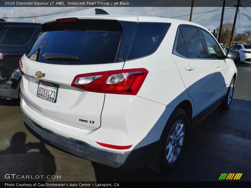 Iridescent Pearl Tricoat / Jet Black 2018 Chevrolet Equinox LT AWD