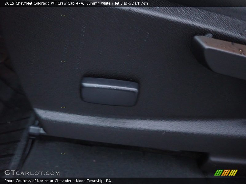 Summit White / Jet Black/Dark Ash 2019 Chevrolet Colorado WT Crew Cab 4x4