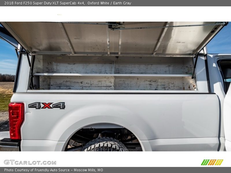 Oxford White / Earth Gray 2018 Ford F250 Super Duty XLT SuperCab 4x4