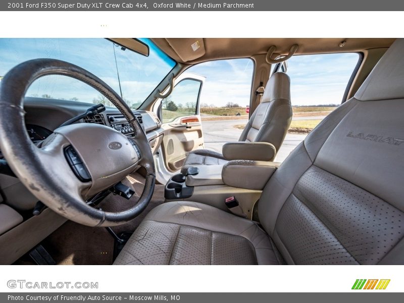 Oxford White / Medium Parchment 2001 Ford F350 Super Duty XLT Crew Cab 4x4