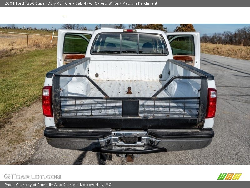 Oxford White / Medium Parchment 2001 Ford F350 Super Duty XLT Crew Cab 4x4
