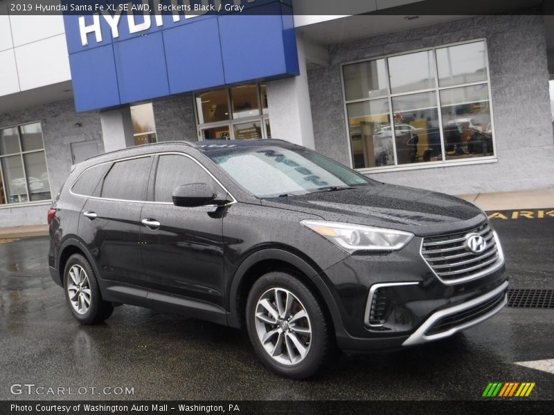 Becketts Black / Gray 2019 Hyundai Santa Fe XL SE AWD