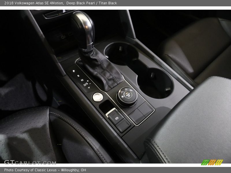 Deep Black Pearl / Titan Black 2018 Volkswagen Atlas SE 4Motion