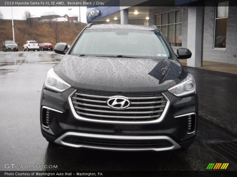 Becketts Black / Gray 2019 Hyundai Santa Fe XL SE AWD