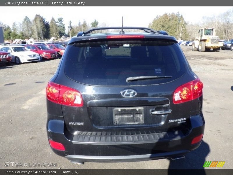 Ebony Black / Gray 2009 Hyundai Santa Fe SE