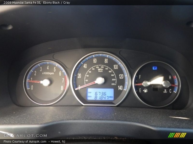 Ebony Black / Gray 2009 Hyundai Santa Fe SE