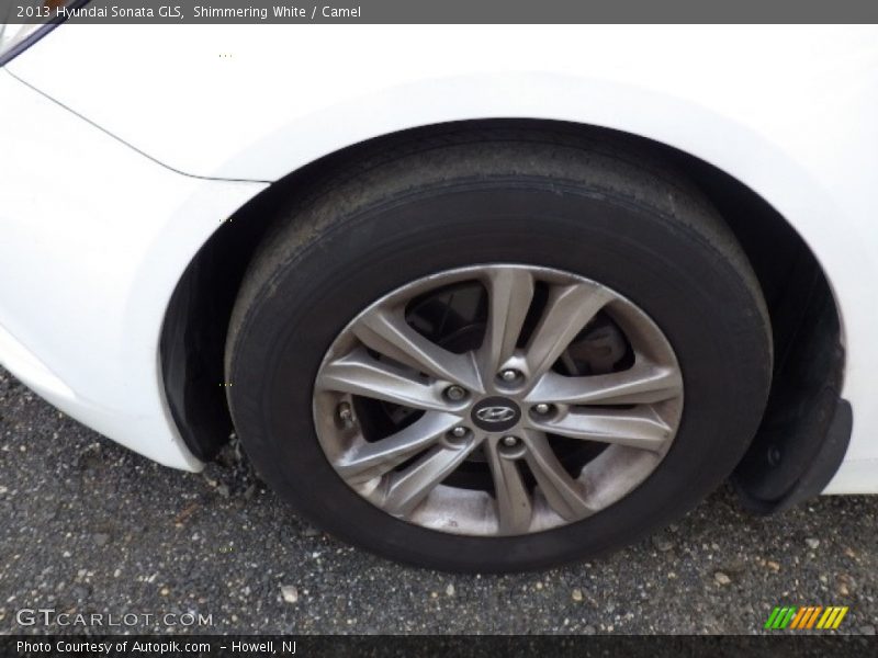 Shimmering White / Camel 2013 Hyundai Sonata GLS