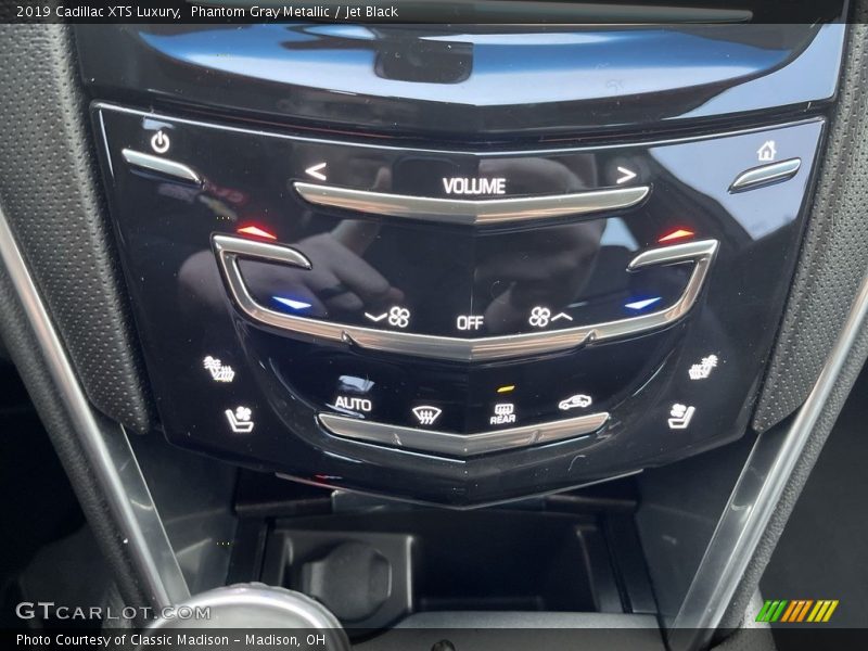 Phantom Gray Metallic / Jet Black 2019 Cadillac XTS Luxury