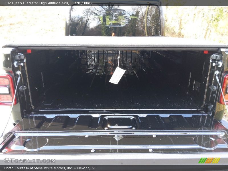 Black / Black 2021 Jeep Gladiator High Altitude 4x4