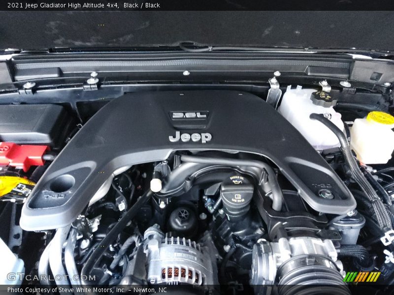 Black / Black 2021 Jeep Gladiator High Altitude 4x4