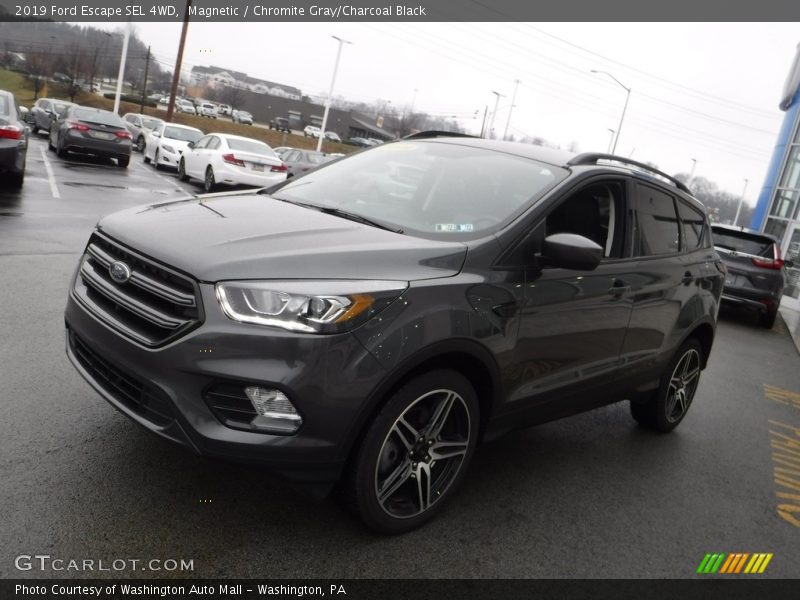 Magnetic / Chromite Gray/Charcoal Black 2019 Ford Escape SEL 4WD