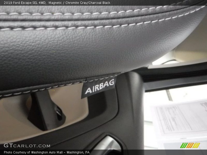 Magnetic / Chromite Gray/Charcoal Black 2019 Ford Escape SEL 4WD