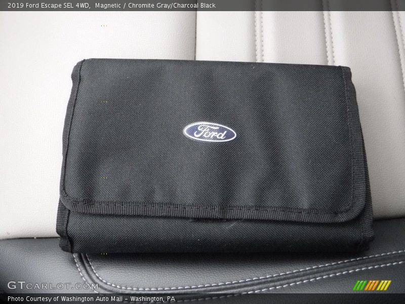 Magnetic / Chromite Gray/Charcoal Black 2019 Ford Escape SEL 4WD