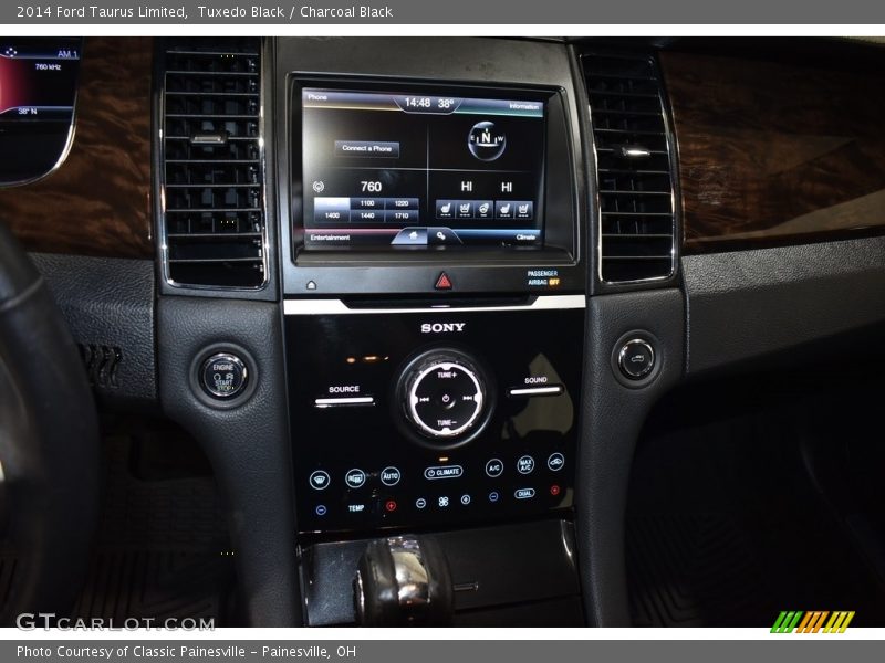 Tuxedo Black / Charcoal Black 2014 Ford Taurus Limited