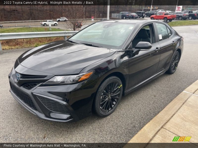 Midnight Black Metallic / Black 2022 Toyota Camry SE Hybrid