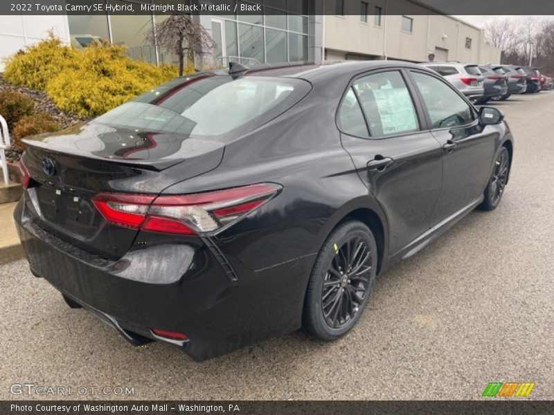 Midnight Black Metallic / Black 2022 Toyota Camry SE Hybrid