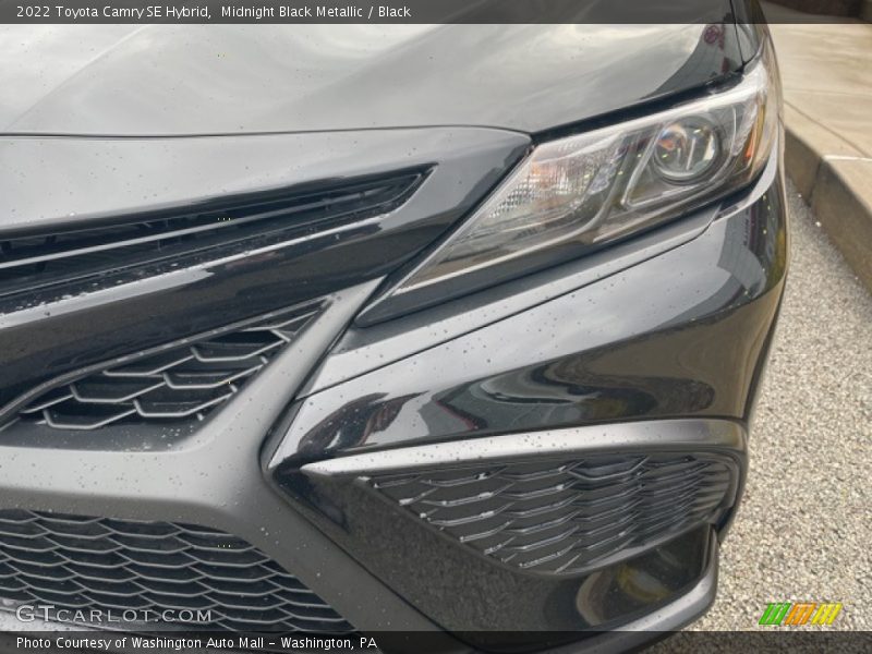 Midnight Black Metallic / Black 2022 Toyota Camry SE Hybrid