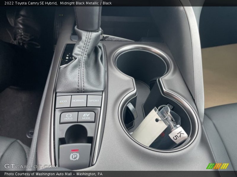 Midnight Black Metallic / Black 2022 Toyota Camry SE Hybrid