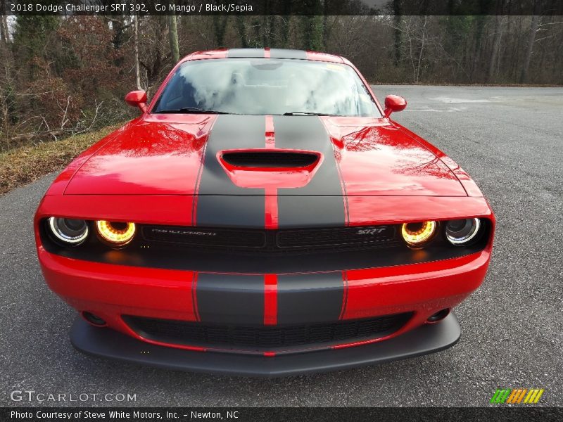 Go Mango / Black/Sepia 2018 Dodge Challenger SRT 392