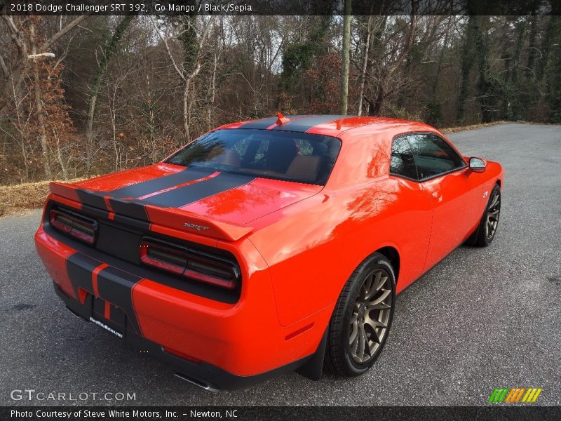 Go Mango / Black/Sepia 2018 Dodge Challenger SRT 392