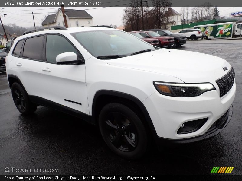 Bright White / Black 2021 Jeep Cherokee Altitude 4x4