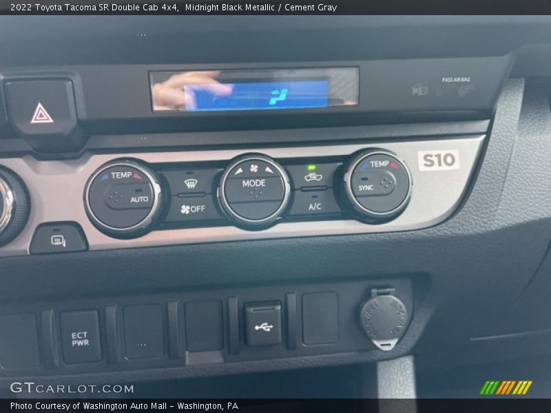 Midnight Black Metallic / Cement Gray 2022 Toyota Tacoma SR Double Cab 4x4