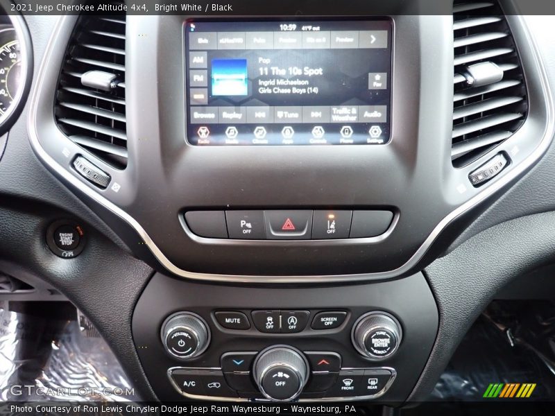Bright White / Black 2021 Jeep Cherokee Altitude 4x4