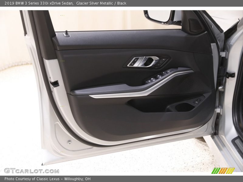 Glacier Silver Metallic / Black 2019 BMW 3 Series 330i xDrive Sedan