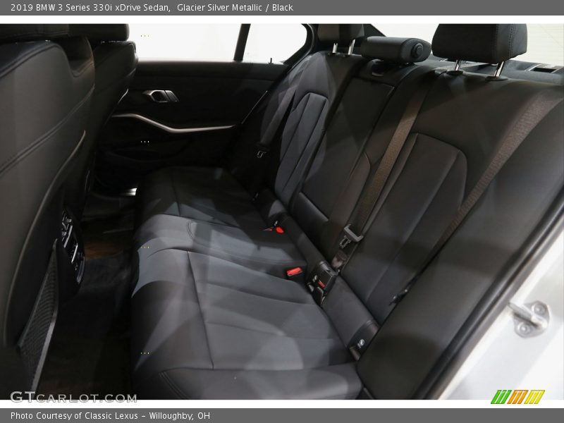 Glacier Silver Metallic / Black 2019 BMW 3 Series 330i xDrive Sedan