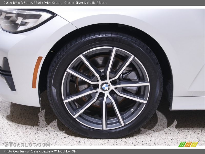 Glacier Silver Metallic / Black 2019 BMW 3 Series 330i xDrive Sedan