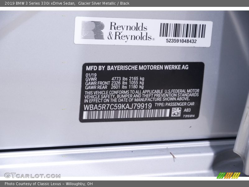 Glacier Silver Metallic / Black 2019 BMW 3 Series 330i xDrive Sedan