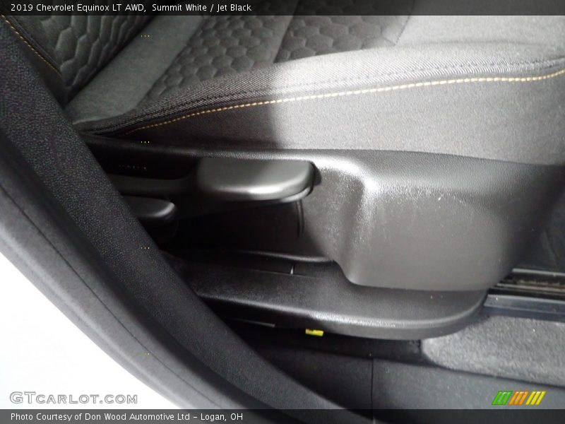 Summit White / Jet Black 2019 Chevrolet Equinox LT AWD