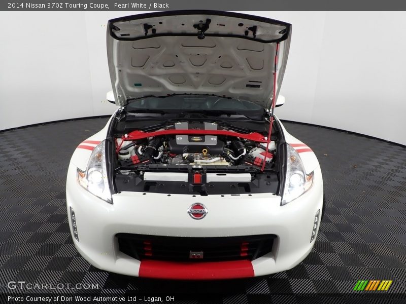Pearl White / Black 2014 Nissan 370Z Touring Coupe