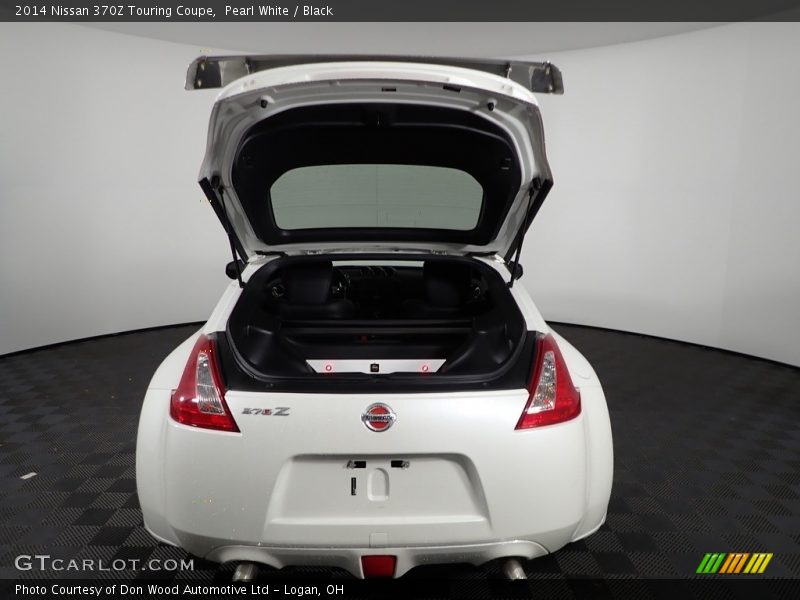 Pearl White / Black 2014 Nissan 370Z Touring Coupe