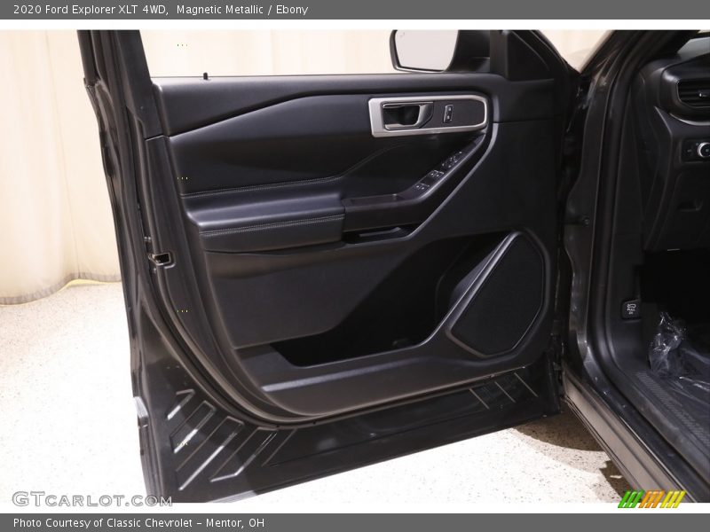 Magnetic Metallic / Ebony 2020 Ford Explorer XLT 4WD