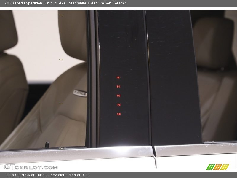 Star White / Medium Soft Ceramic 2020 Ford Expedition Platinum 4x4