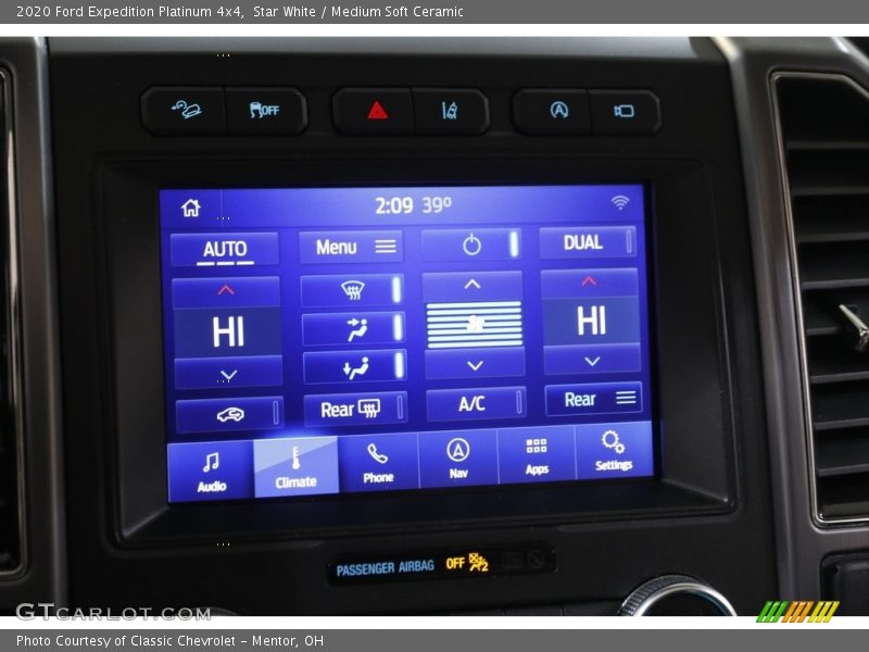 Star White / Medium Soft Ceramic 2020 Ford Expedition Platinum 4x4
