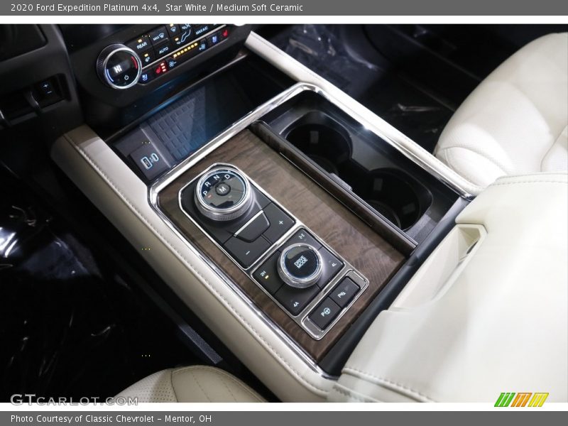 Star White / Medium Soft Ceramic 2020 Ford Expedition Platinum 4x4