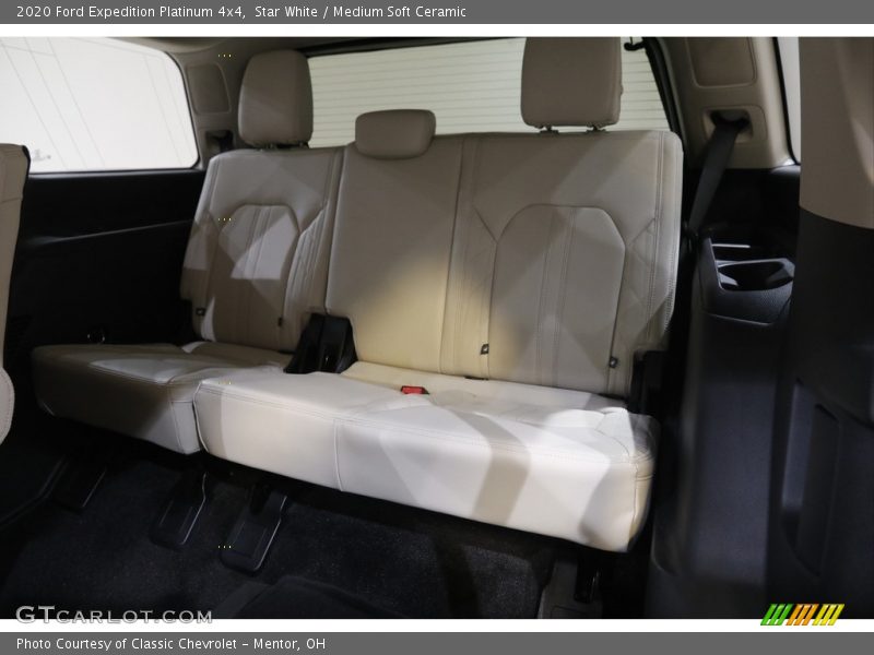 Star White / Medium Soft Ceramic 2020 Ford Expedition Platinum 4x4