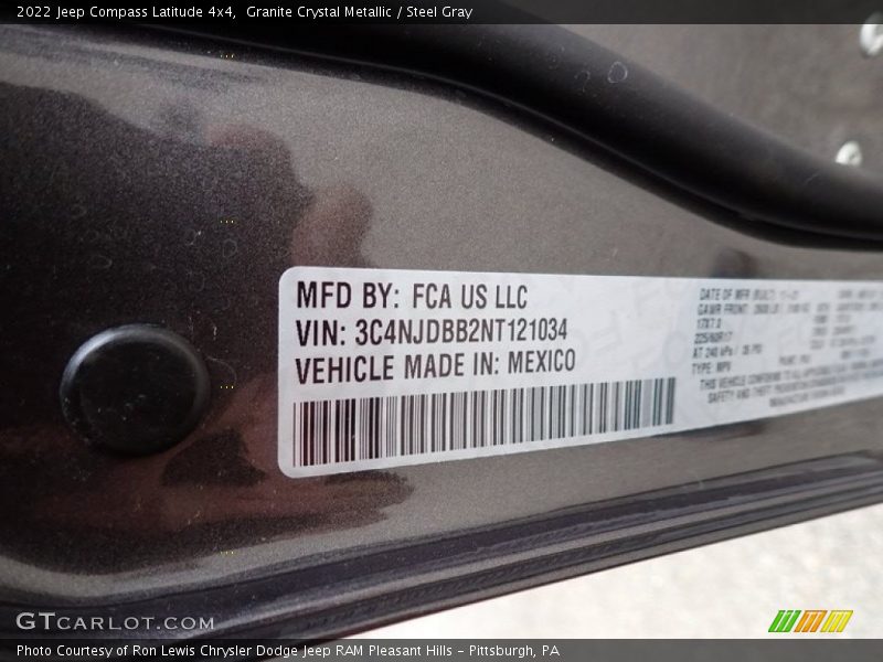 Granite Crystal Metallic / Steel Gray 2022 Jeep Compass Latitude 4x4