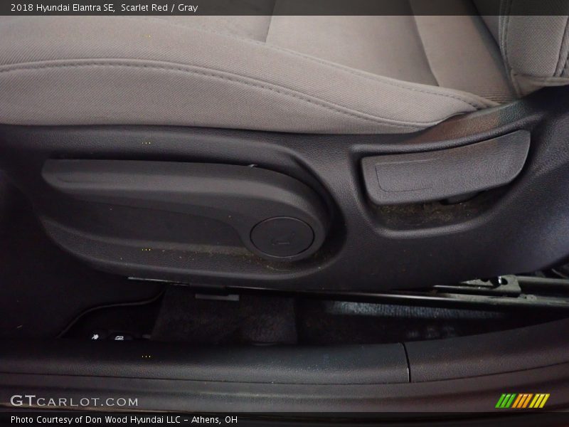 Scarlet Red / Gray 2018 Hyundai Elantra SE