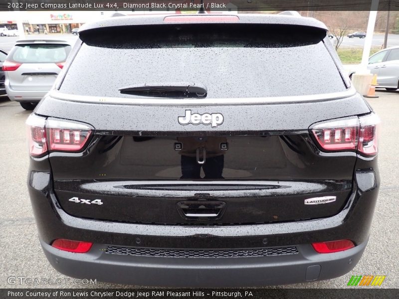 Diamond Black Crystal Pearl / Black 2022 Jeep Compass Latitude Lux 4x4