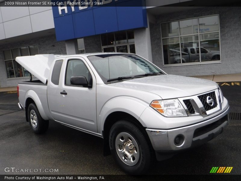 Radiant Silver / Steel 2009 Nissan Frontier SE King Cab