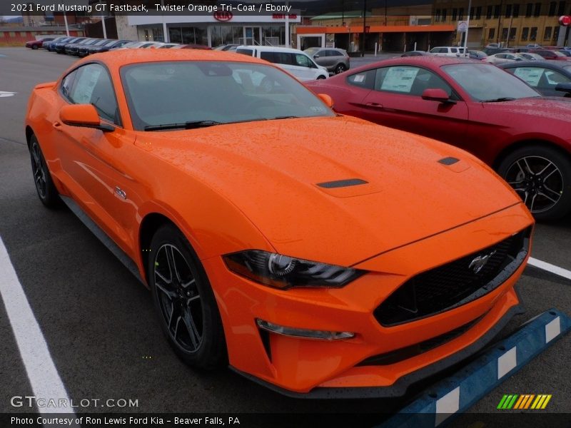 Front 3/4 View of 2021 Mustang GT Fastback
