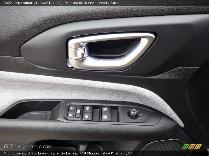 Diamond Black Crystal Pearl / Black 2022 Jeep Compass Latitude Lux 4x4