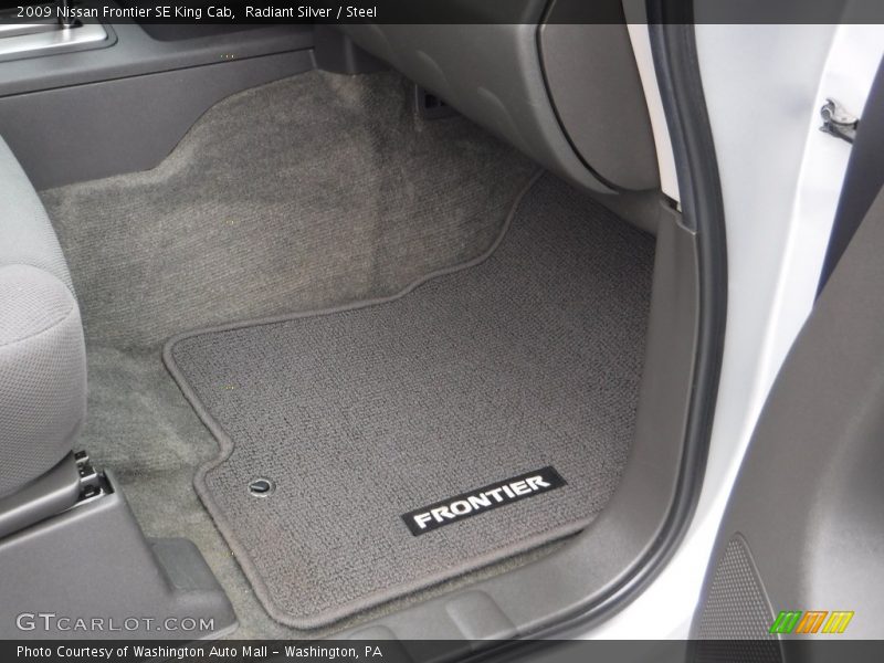 Radiant Silver / Steel 2009 Nissan Frontier SE King Cab