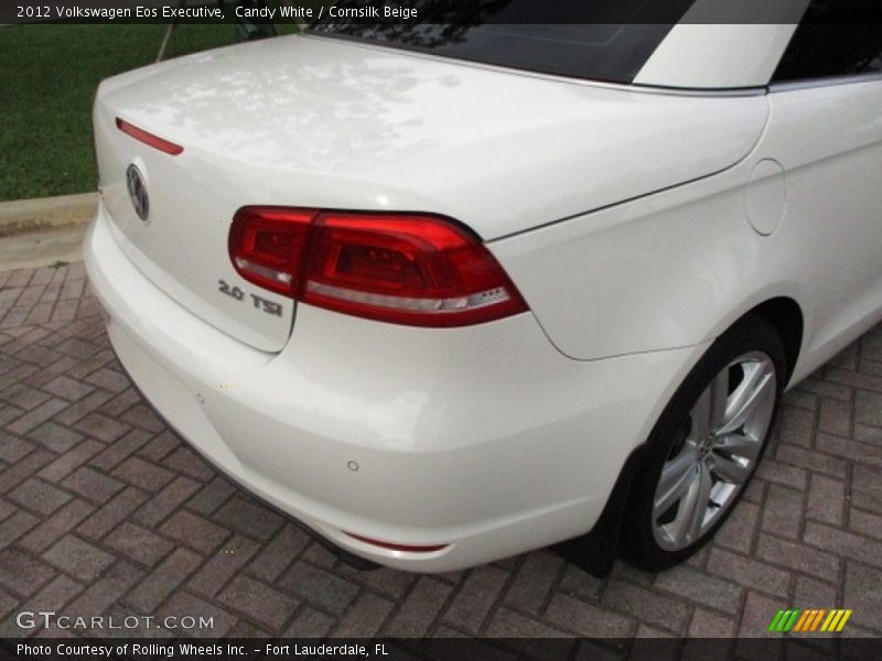 Candy White / Cornsilk Beige 2012 Volkswagen Eos Executive