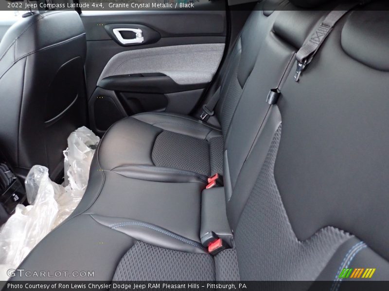Granite Crystal Metallic / Black 2022 Jeep Compass Latitude 4x4