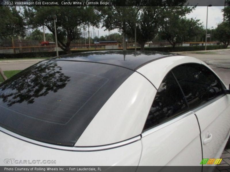 Candy White / Cornsilk Beige 2012 Volkswagen Eos Executive