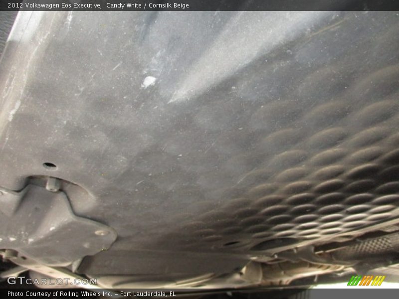 Candy White / Cornsilk Beige 2012 Volkswagen Eos Executive